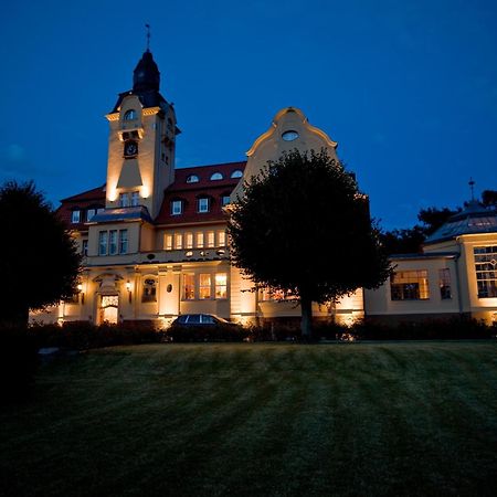 Bernsteinschloss Wendorf  Buitenkant foto