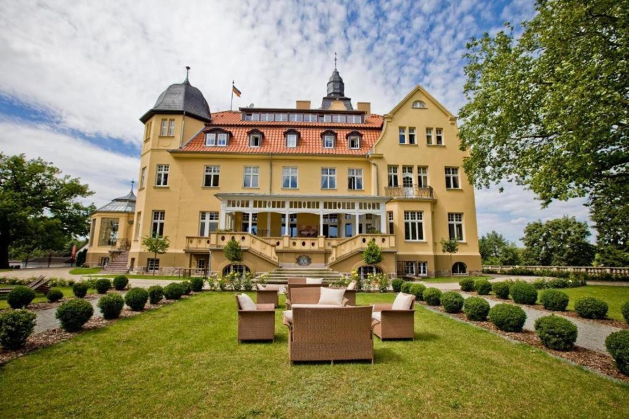 Bernsteinschloss Wendorf  Buitenkant foto